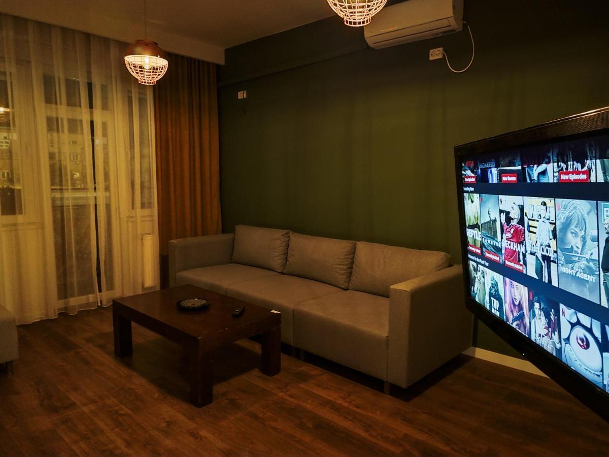 Urban Cozy Retreat Apartment Prishtinë Exterior photo